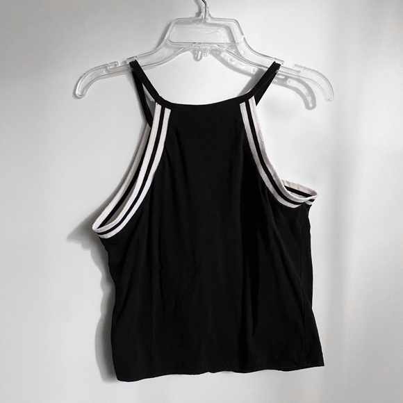 Black and white tank top - Picture 2 of 4